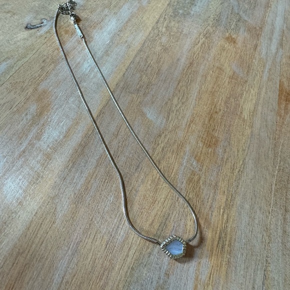 Kendra Scott Necklace - Picture 5 of 5